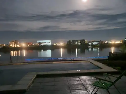 Casa en San Sebastian AREA 7 - 5 AMBIENTES