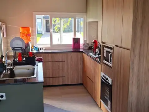 Casa en Alquiler 1 año