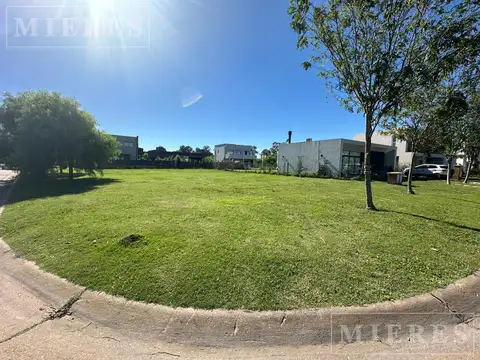 Lote de 545m² en venta en San Ramón, Pilar del Este