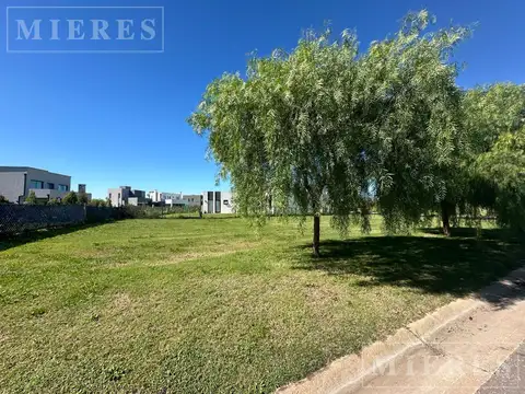 Lote de 545m² en venta en San Ramón, Pilar del Este