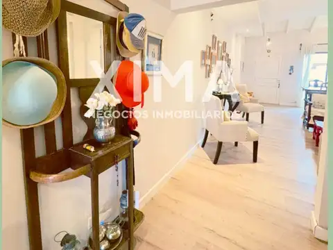 Depto Tipo Casa en Venta en Barrio Grand Bourg, USD 170.000