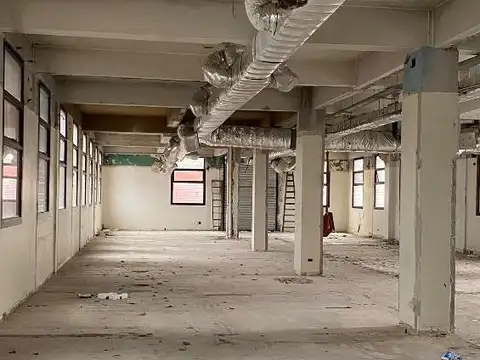 Galpon en Alquiler en Munro, USD 1