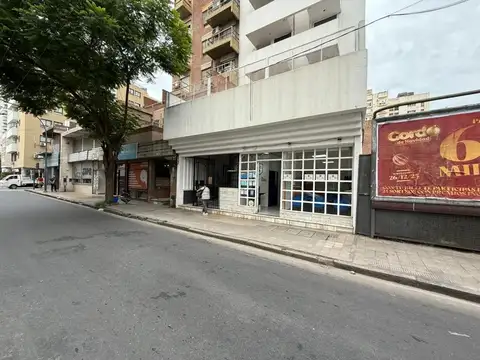 Venta Local Comercial frente a Clinica Sucre