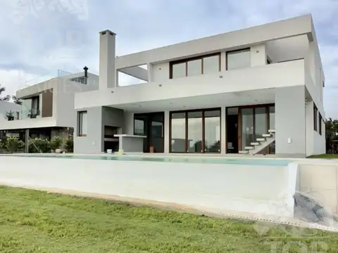 Casa en venta en Laguna Grande