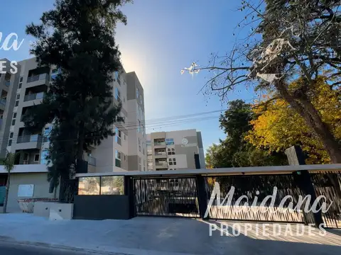 Impecable Departamento en Loma Verde