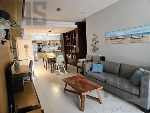 Depto Tipo Casa en Venta de 3 ambientes