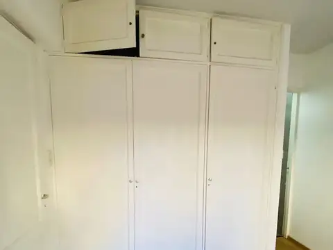 DEPTO DE UN DORMITORIO CON PATIO UBICADO EN CENTRO