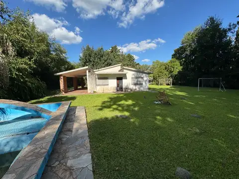 Quinta con 1600 m2 parque añoso