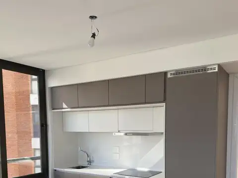 Departamento en Alquiler en La Lucila Libertador / Rio, USD 1.800