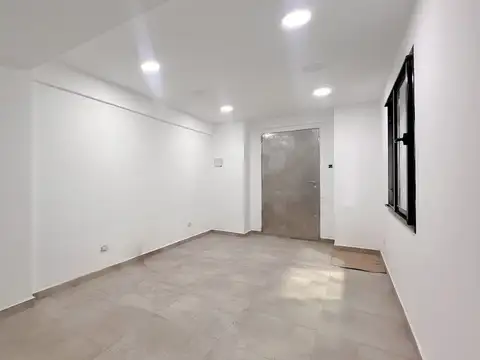 Galpon en Alquiler en Las Avenidas, USD 3.000