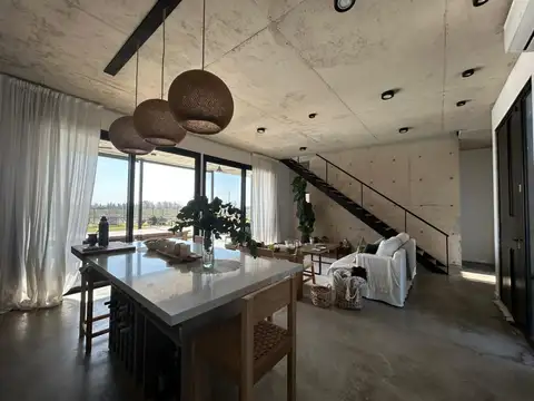 Casa en Alquiler en Medal Country club, USD 2.700