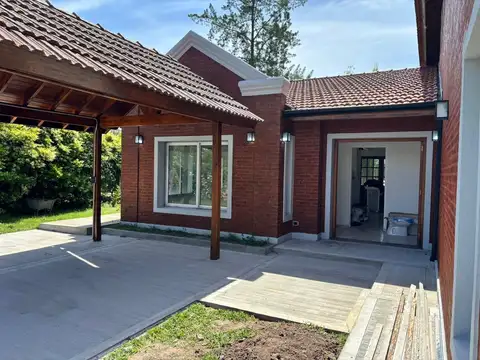 Casa Chalet  en Alquiler en Campo Grande, Pilar, G.B.A. Zona Norte