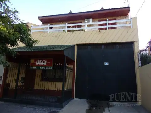 Casa en venta en Banfield