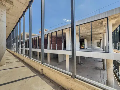 Av. Mariano Castex  al 4700