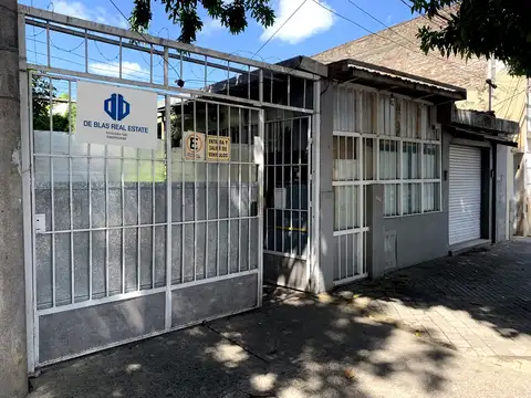 Venta casa 5 ambientes con local y galpón - Rosario