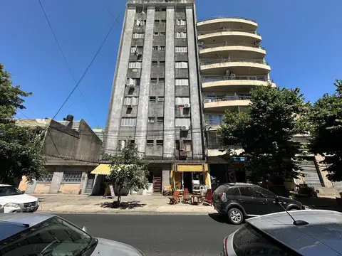 VENTA - DEPARTAMENTO DE 2 DORMITORIOS AL FRENTE - LUIS AGOTE