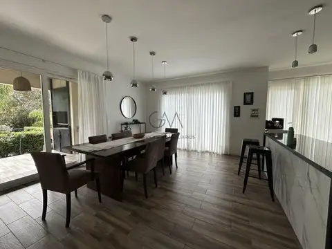 Casa en Alquiler en Rumenco, USD 2.000