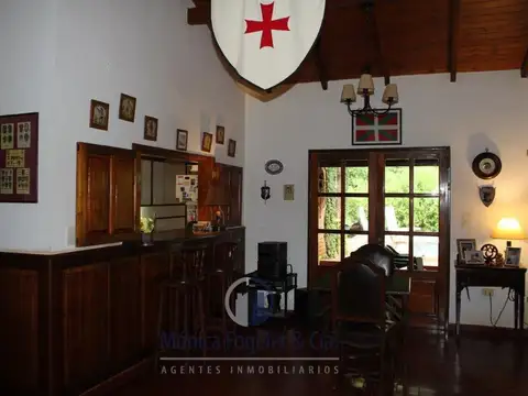 HERMOSA CASA CON AMPLIO TERRENO EN VENTA