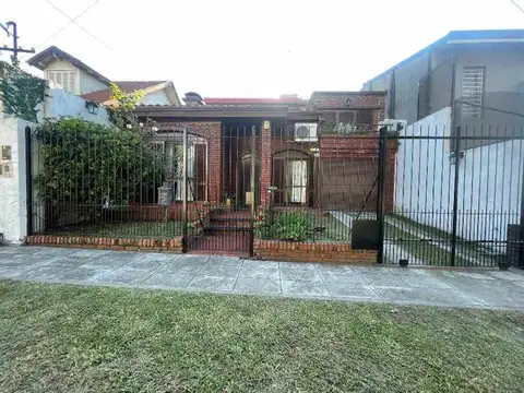 Casa en venta en Don Bosco a metros de la plaza de la Madre en Don Bosco Este