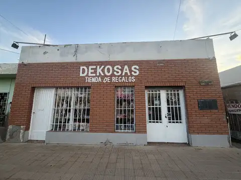 VENTA DE CASA/ LOCAL, CALETA OLIVIA