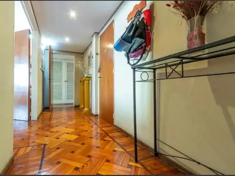 Departamento en Venta de 6 ambientes
