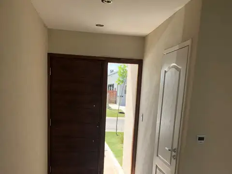 Casa en Venta en Vila Marina, USD 310.000