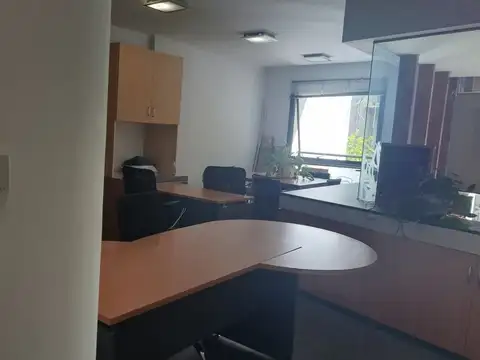 Oficina en Alquiler 18 años