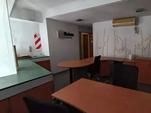 Oficina en Alquiler 18 años