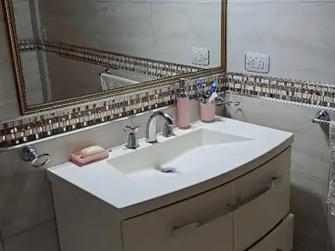 Casa en Venta en Sourigues, USD 110.000