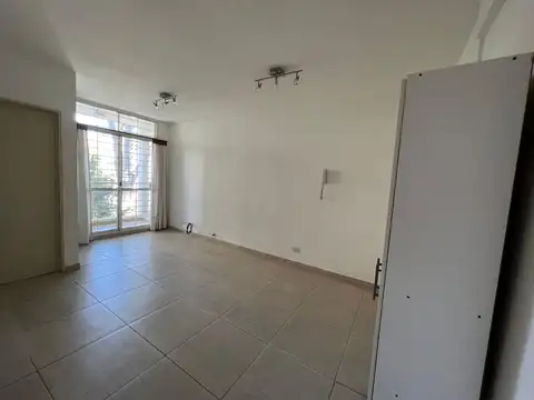 Departamento en Alquiler en Echesortu, $ 380.000