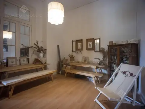 Casa 6 ambientes con 5 baños