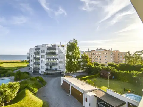 Departamento 4 ambientes con 3 baños