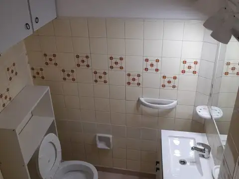 San Jose 800, Piso 2