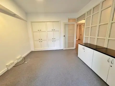 IMPORTANTE SEMIPISO DE OFICINA EN EL CORREDOR DE LA AVENIDA 9 DE JULIO