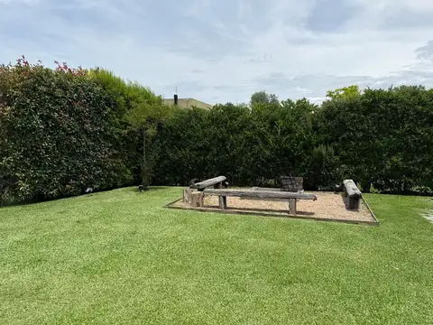 Casa en Alquiler de 5 dormitorios