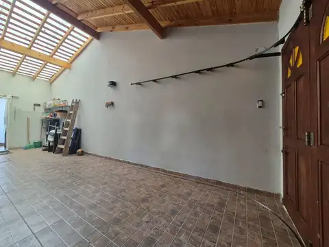 Venta casa 6 ambientes en El Palomar