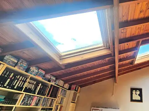 Venta 5 casas, sobre 6ha, con 2 piletas