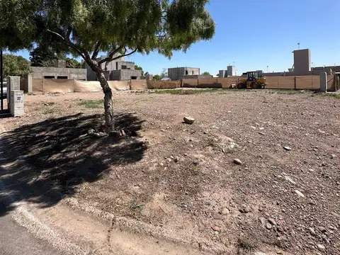 VENTA LOTE BARRIO LOMAS DE RUSSELL MAIPU MENDOZA
