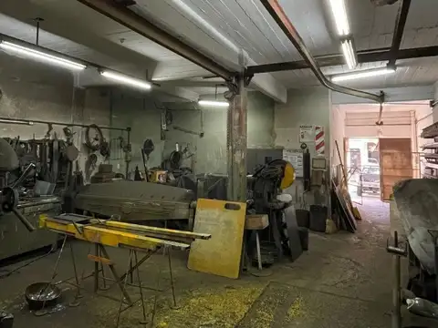 Galpon en Venta en Villa Lugano, USD 320.000