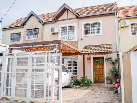 VENTA 4 AMB C/PILETA APTO CREDITO HURLINGHAM