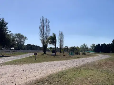 Adg. Oportunidad En La Cecilia Club De Campo