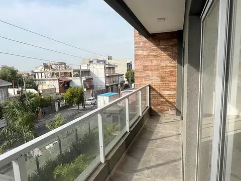 Departamento en Venta con 1 cochera