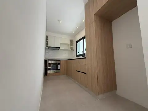 Depto Tipo Casa en Venta en Saavedra, USD 250.000