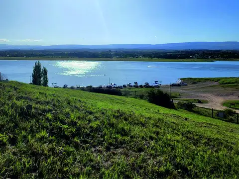 RETASADO  MAGNIFICO LOTE FRENTE AL LAGO LOS MOLINOS – VILLA CIUDAD DE AMÉRICA 609