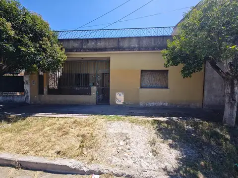 Casa en  venta en G. de Laferrere