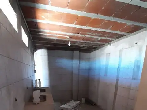 Galpon en Venta en Banfield, USD 120.000