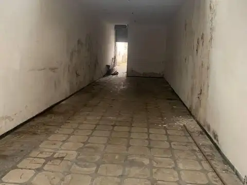 Av. Gral. Flores 2300