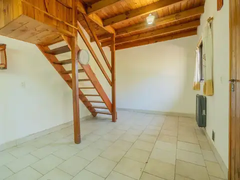 Depto Tipo Casa en Venta con 1 cocheras