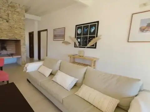 Casa en Venta en Barrio Residencial 1, USD 210.000