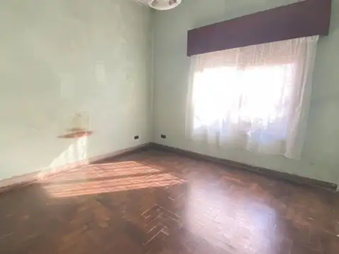 Depto Tipo Casa en Venta en Isidro Casanova, USD 49.900